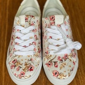 Easy Spirit Floral Riky Sneaker NIB 6.5W